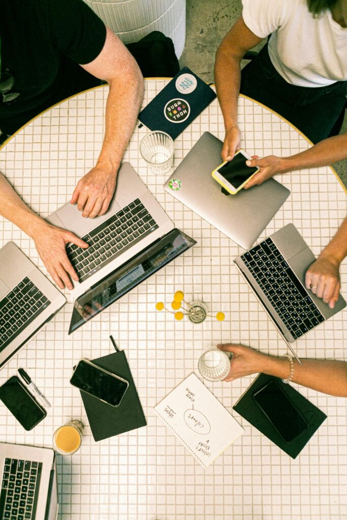 How to Make Money with Affiliate Marketing in 2025 (Beginner Guide)
